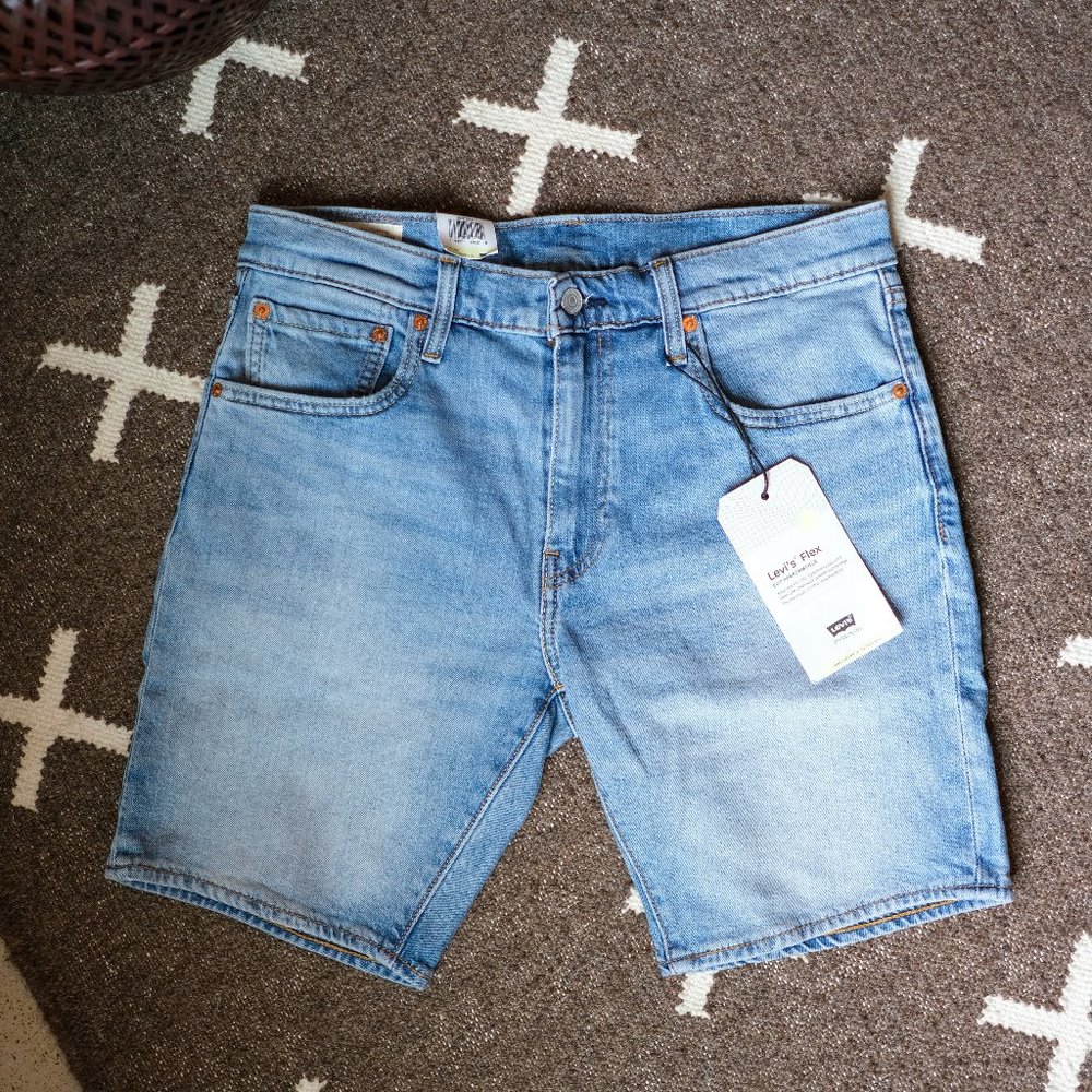 Levi's 412 Slim Short - 32 Waist, Flex